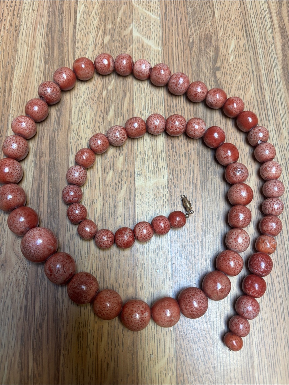 sponge coral bead necklace* see description *